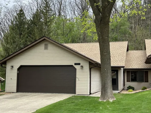 1666 Cobblestone Ct, Red Wing, MN 55066