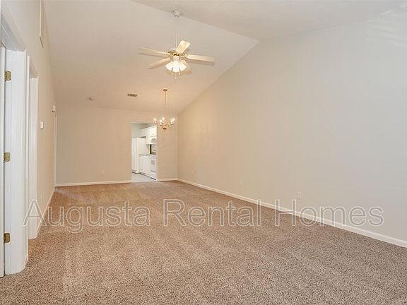 4th image of 203 Sassafras Ln #1