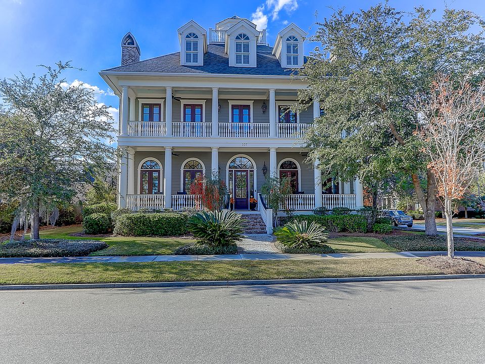 1st image of 107 Balfour Dr