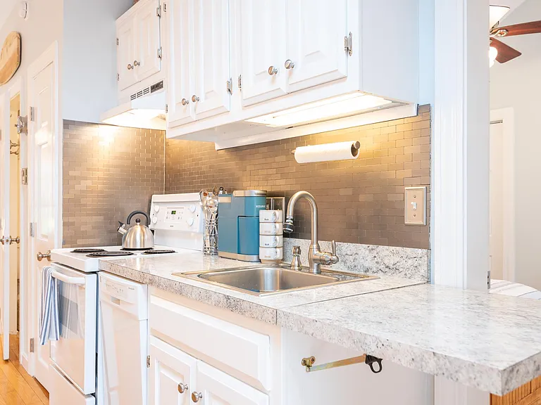 177 Shore Rd #2 — Photo 10