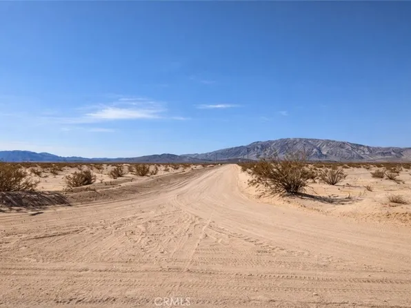 2 Mile Rd, Twentynine Palms, CA 92277