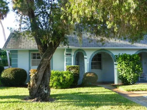 4141 Stratford Dr, New Port Richey, FL 34652