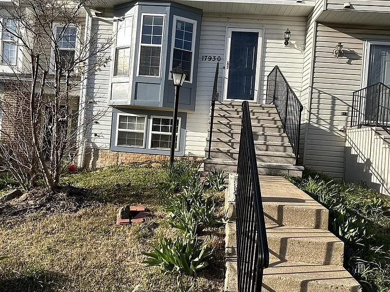 17930 Cottonwood Ter — Photo 2