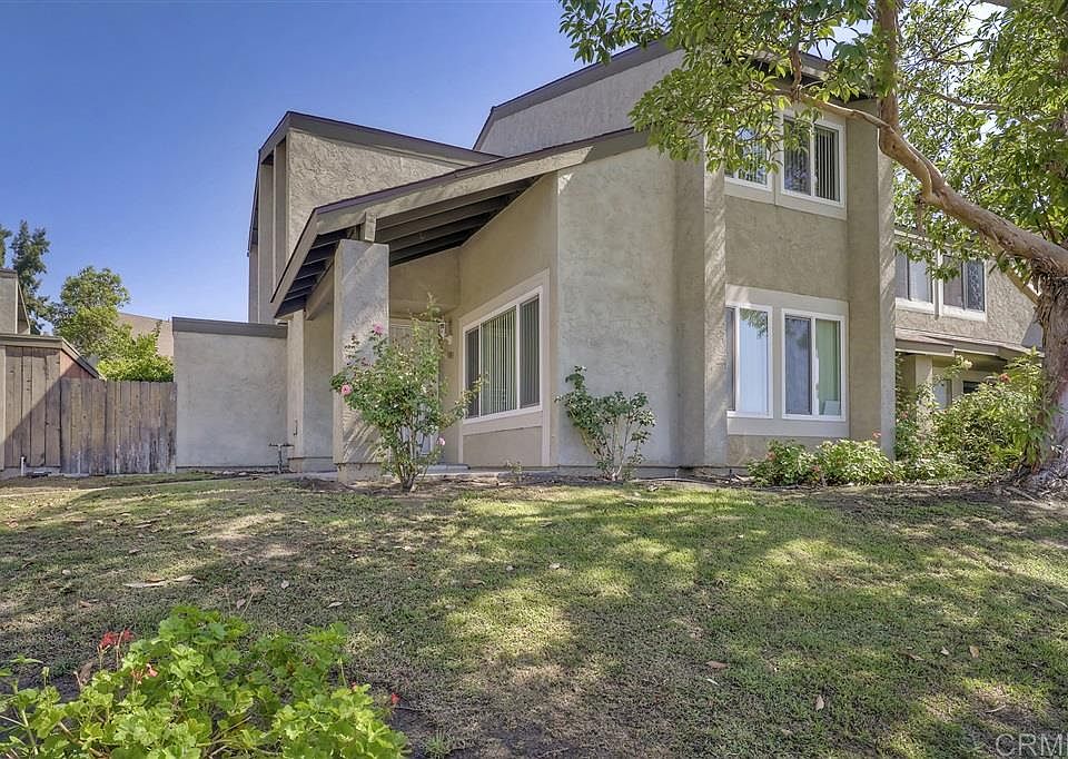 1st image of 5083 La Cuenta Dr