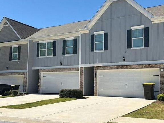 3rd image of 11677 Mendenhall Ct