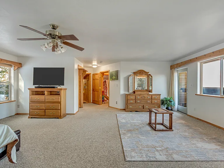 2607 N Viking Dr — Photo 9