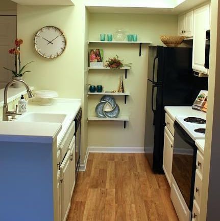 4th image of 5935 N High St APT 209