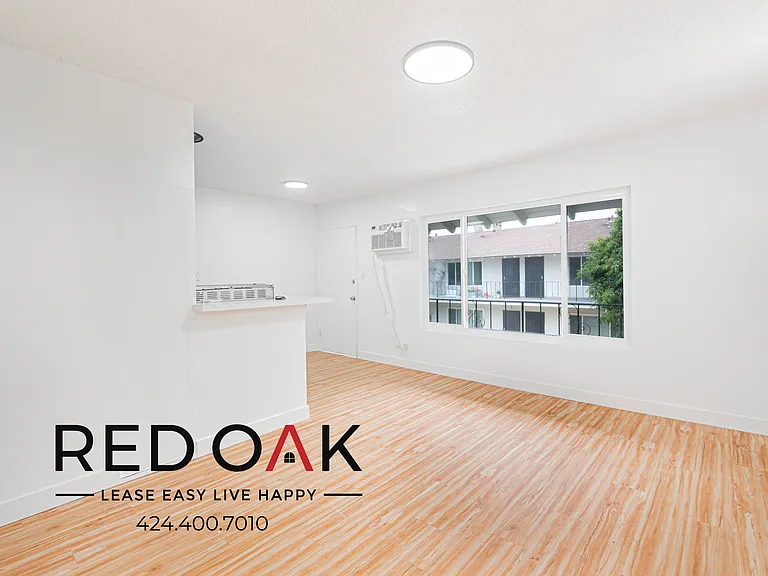 12605 Kensington Ln #7 — Photo 1