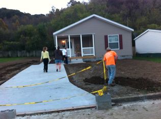 3639 Chase St, Huntington, WV 25704