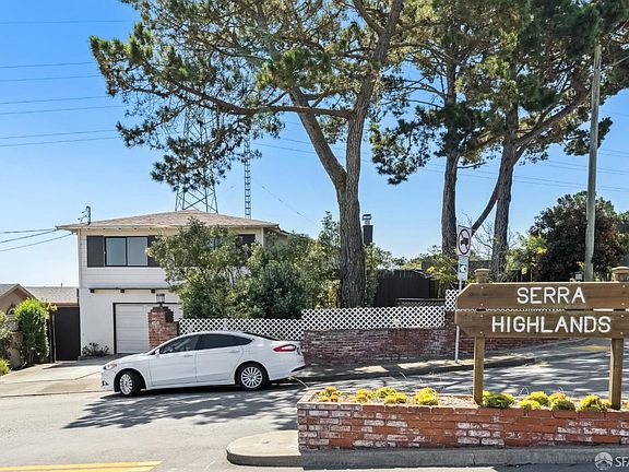2nd image of 405 King Dr