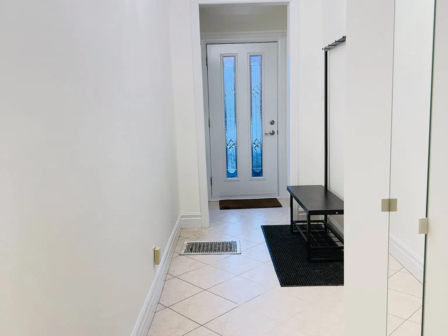 2 bed, $3,200 — Photo 2