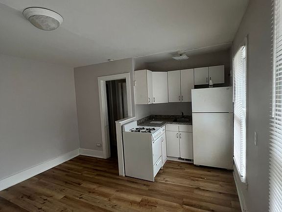 5th image of 48 Harlem St APT 3