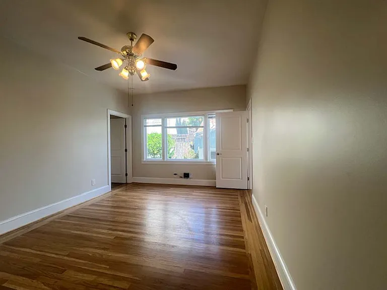 573 Wesley Ave #4 — Photo 20