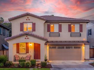 4359 Amanecer Dr, Riverside, CA 92504