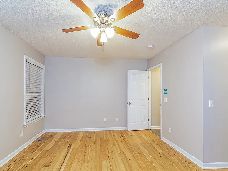 525 Hidden Cellars Dr — Photo 12