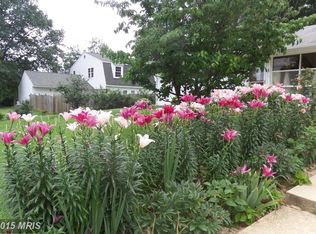 6744 Bostwick Dr, Springfield, VA 22151