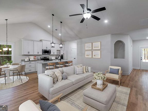 4th image of 57 Oak Grove Rd