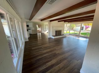 5656 E Waverly Ln, Fresno, CA 93727