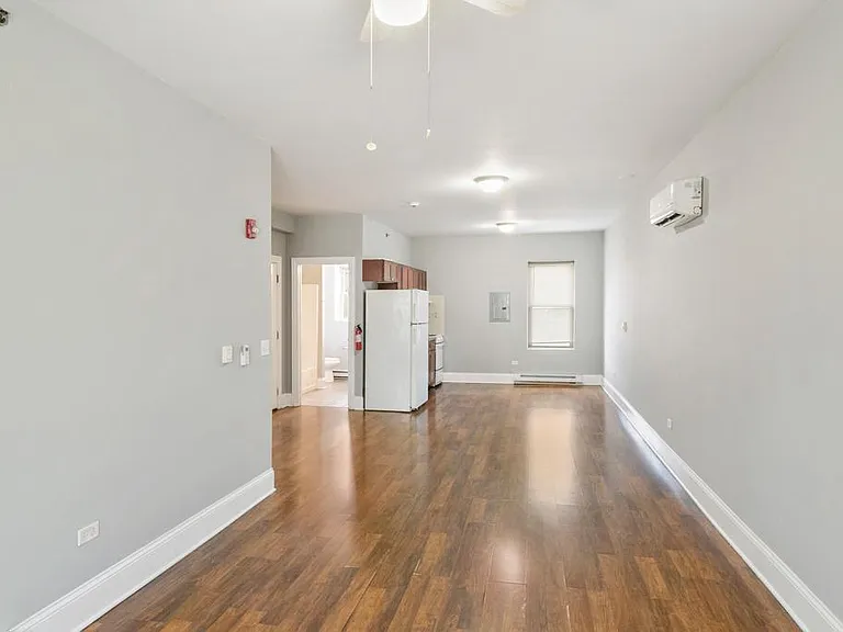 115 N Hickory St #C — Photo 4
