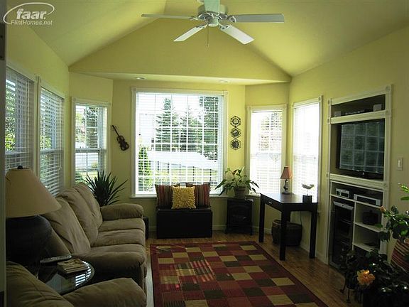 5th image of 5361 Sequoia Ct
