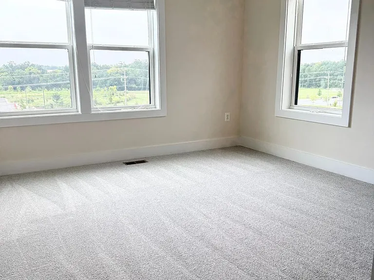 44858 Tiverton Sq — Photo 21