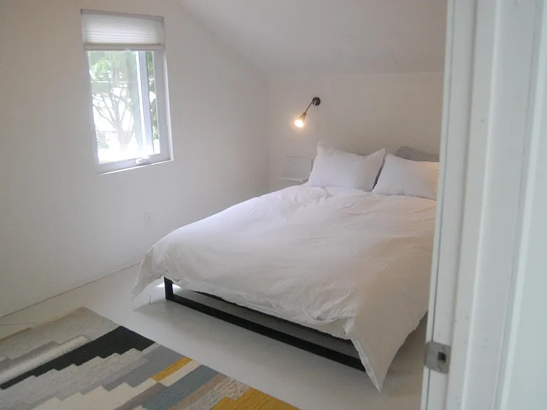 1014 Exchange St — Photo 5