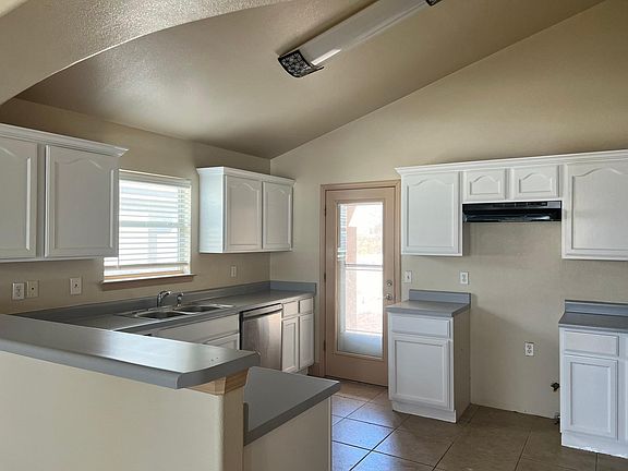 4th image of 14028 Robert Ituarte Dr