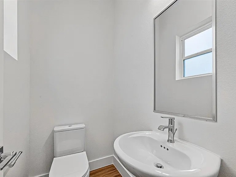 2105 Holman St — Photo 21