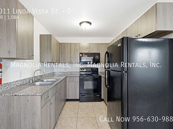 5th image of 3011 Linda Vista St #D