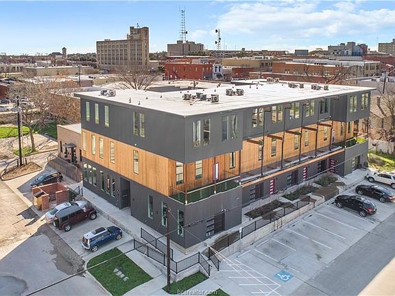 2nd image of 305 N Parker Ave Ste 113