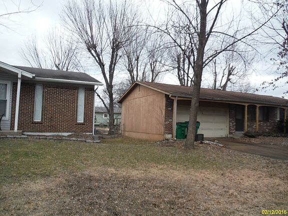 3rd image of 1403 Birch St