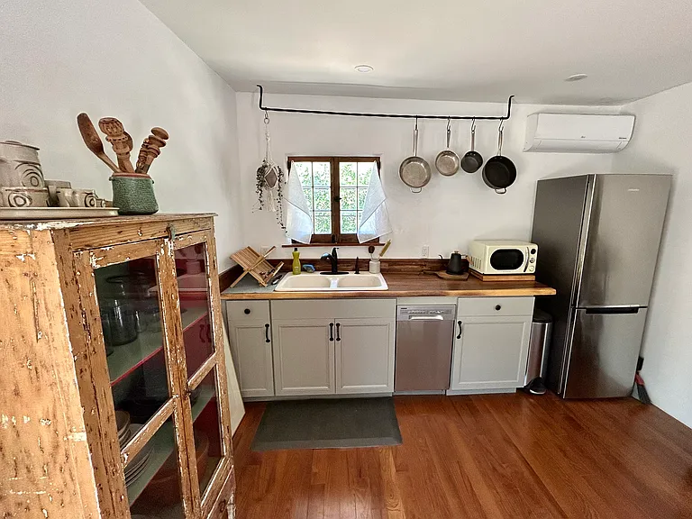 Casita kitchen