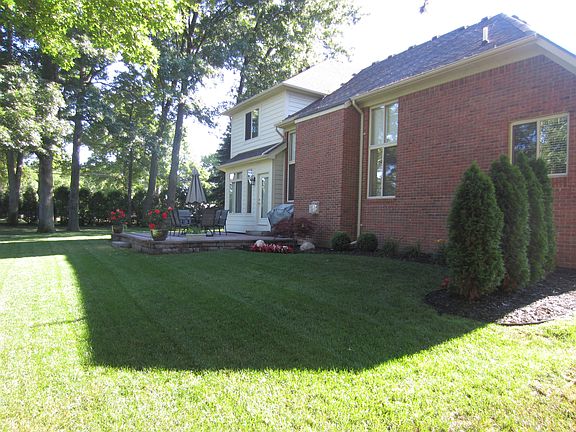 5th image of 54959 Glen Oaks Dr