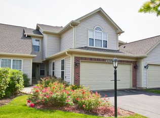 36089 N Springbrook Ln, Gurnee, IL 60031