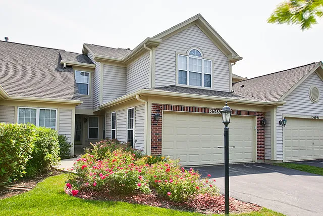 36089 N Springbrook Ln photo 1