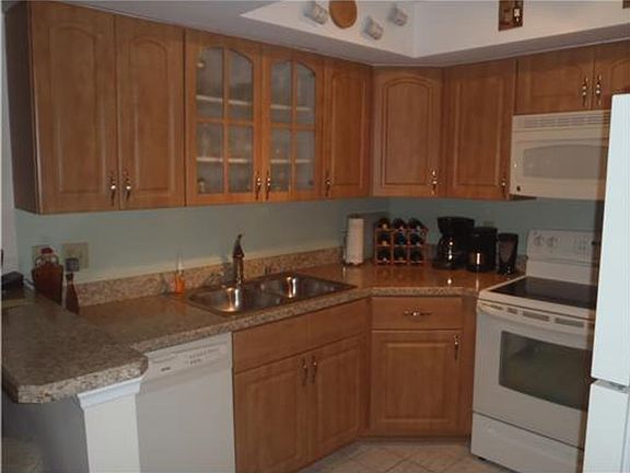 2nd image of 6134 Seven Springs Blvd #40D