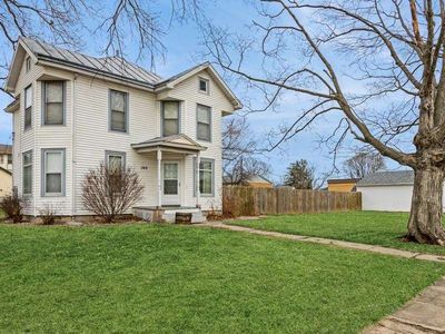 140 W 3rd St, Tiffin, IA, 52340