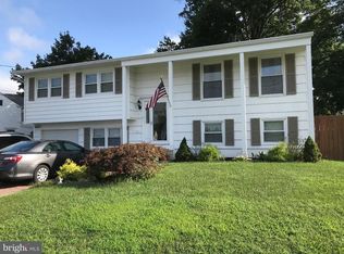 7 Tanglewood Dr, Hamilton, NJ 08619