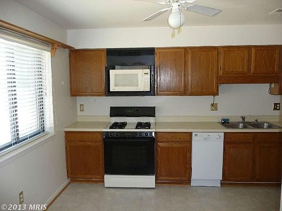2nd image of 3830A Steppes Ct