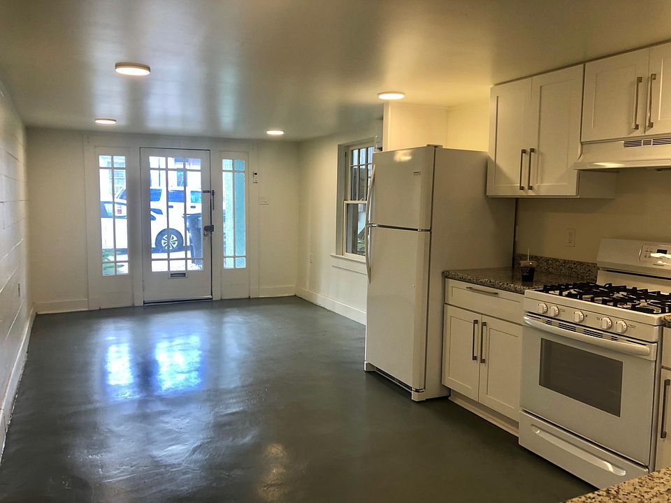 1st image of 4511 Annunciation St #B