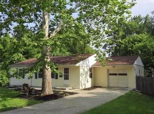 8011 W 64th St, Merriam, KS 66202