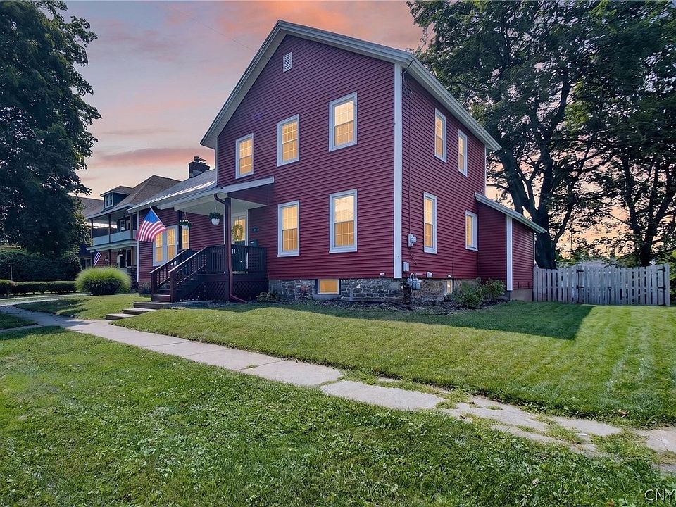 1st image of 32 Higby Rd
