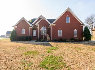 1031 Harness Cir, Gallatin, TN 37066
