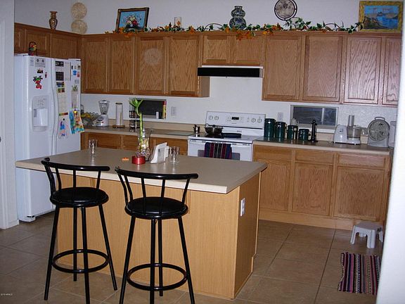 3rd image of 3815 W Dunbar Dr