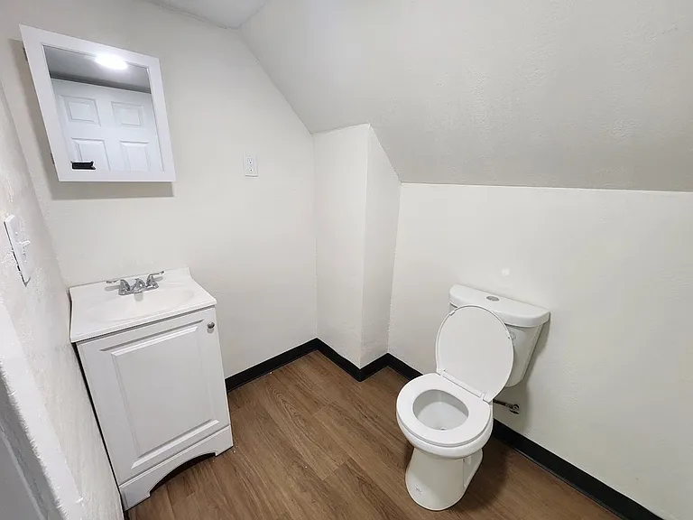 12905 Watterson Ave — Photo 11