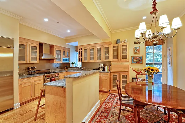 Sold by Corcoran | media 2