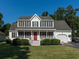 10436 Oakdell Dr, North Chesterfield, VA 23237