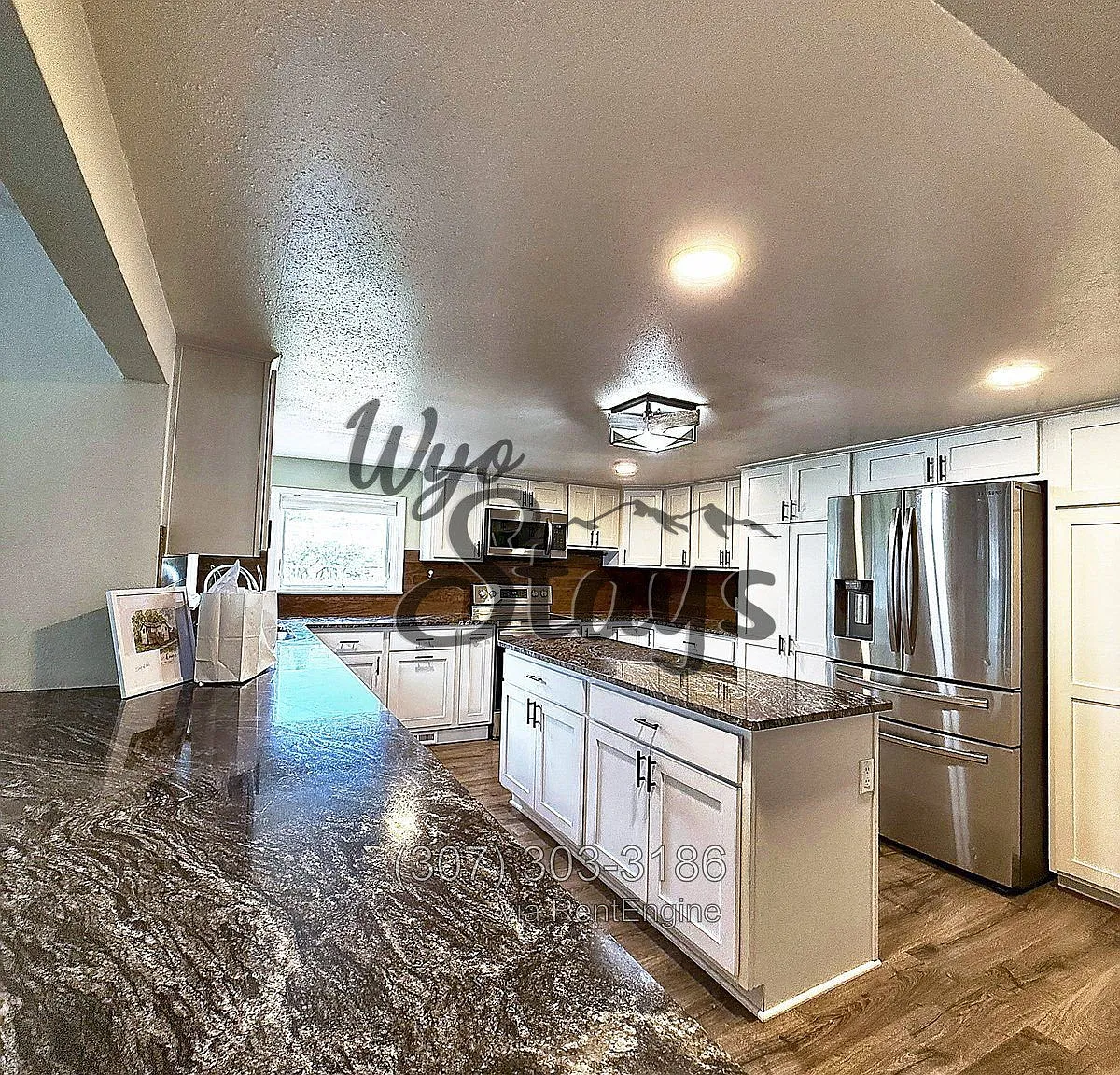 3 bed, 2.5 bath, 2336 sqft, $3,250 — Photo 3