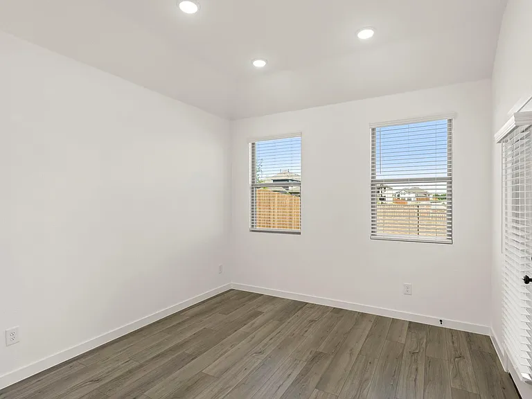 2412 Yaupon Way — Photo 7
