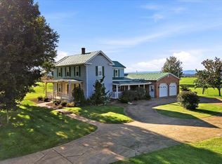 12627 S Middle Rd, Edinburg, VA 22824